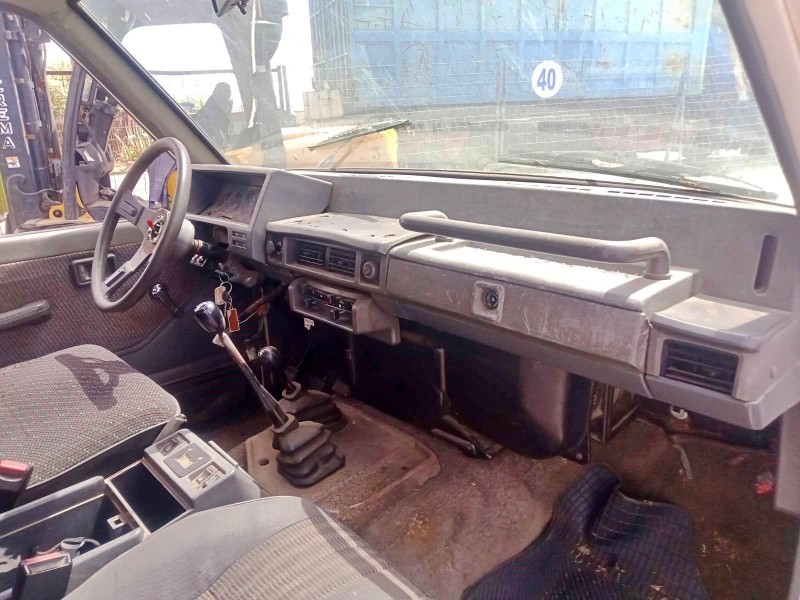 nissan patrol iii/2 station wagon (w260) del año 1990