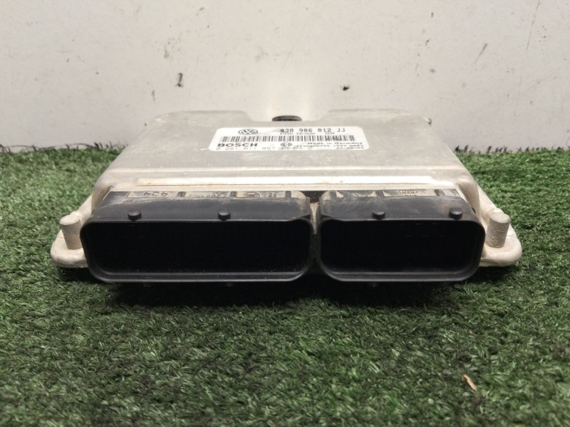Recambio de centralita motor uce para seat leon (1m1) 1.9 tdi referencia OEM IAM 038906012JJ  