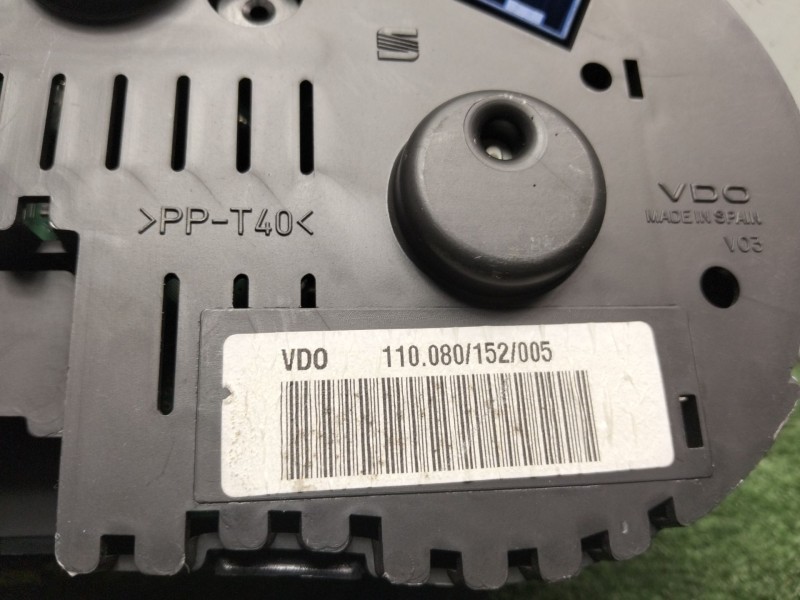 Recambio de cuadro instrumentos para seat leon (1m1) 1.9 tdi referencia OEM IAM 88311292 2 CONECTORES 