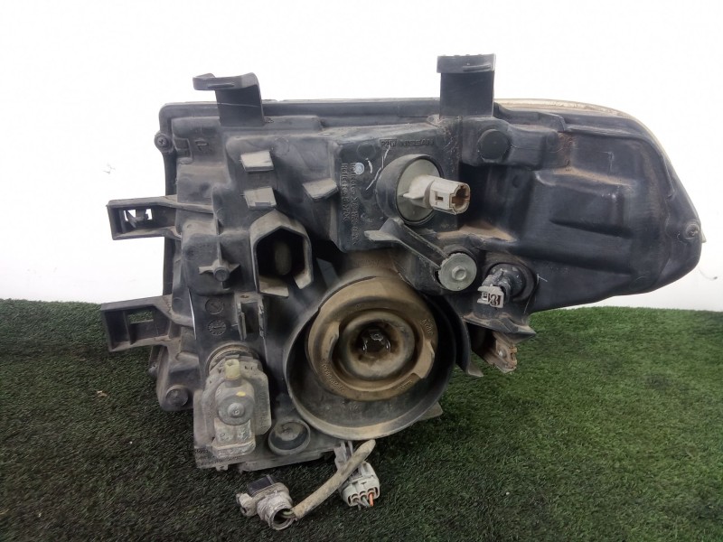 Recambio de faro derecho para nissan navara np300 (d40) 2.5 dci 4wd referencia OEM IAM 26010EB30A  