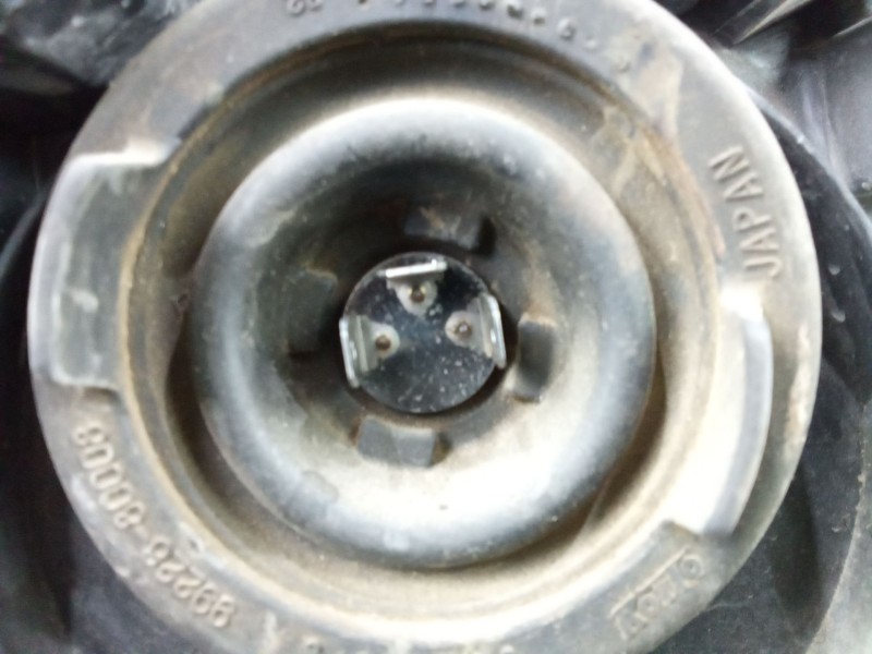 Recambio de faro izquierdo para nissan navara np300 (d40) 2.5 dci 4wd referencia OEM IAM 26060EB30A  
