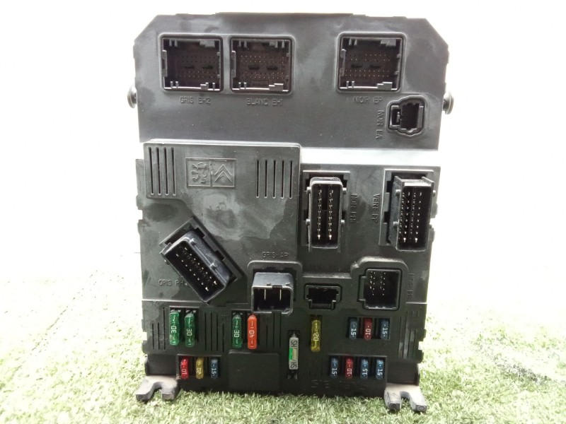 Recambio de caja reles / fusibles para citroën xsara picasso (n68) 2.0 hdi referencia OEM IAM S118085320 BSI 