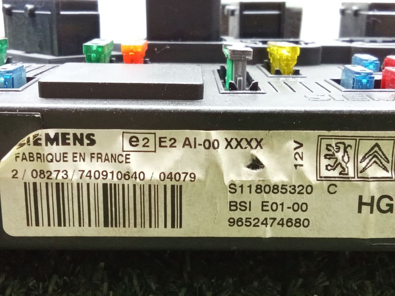 Recambio de caja reles / fusibles para citroën xsara picasso (n68) 2.0 hdi referencia OEM IAM S118085320 BSI 