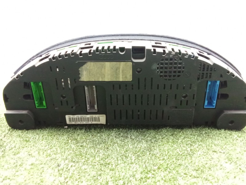 Recambio de cuadro instrumentos para audi a6 c5 (4b2, 4b4) 2.5 tdi referencia OEM IAM 4B0920932Q  