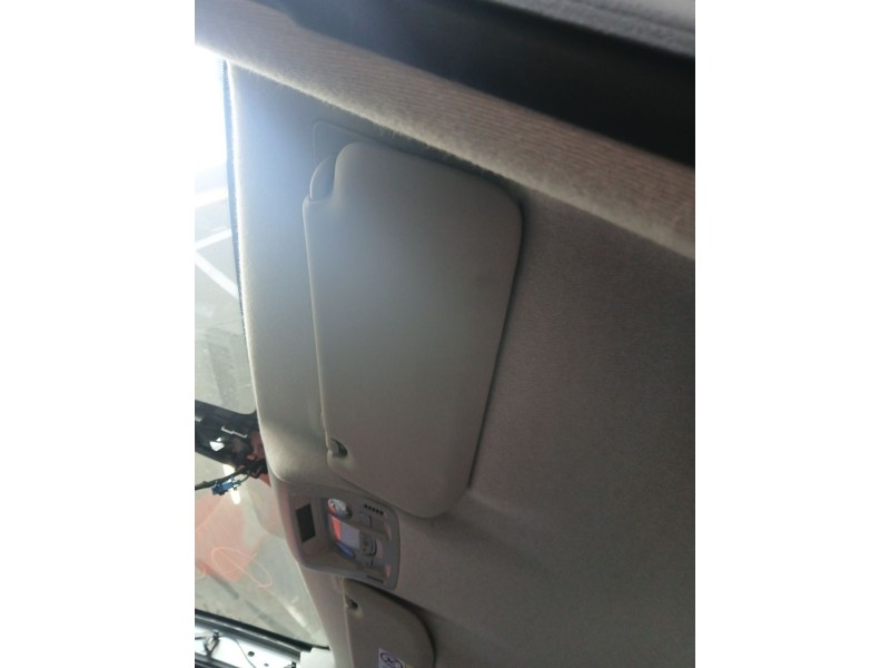 Recambio de parasol izquierdo para citroën c3 iii (sx) 1.2 puretech 82 referencia OEM IAM   