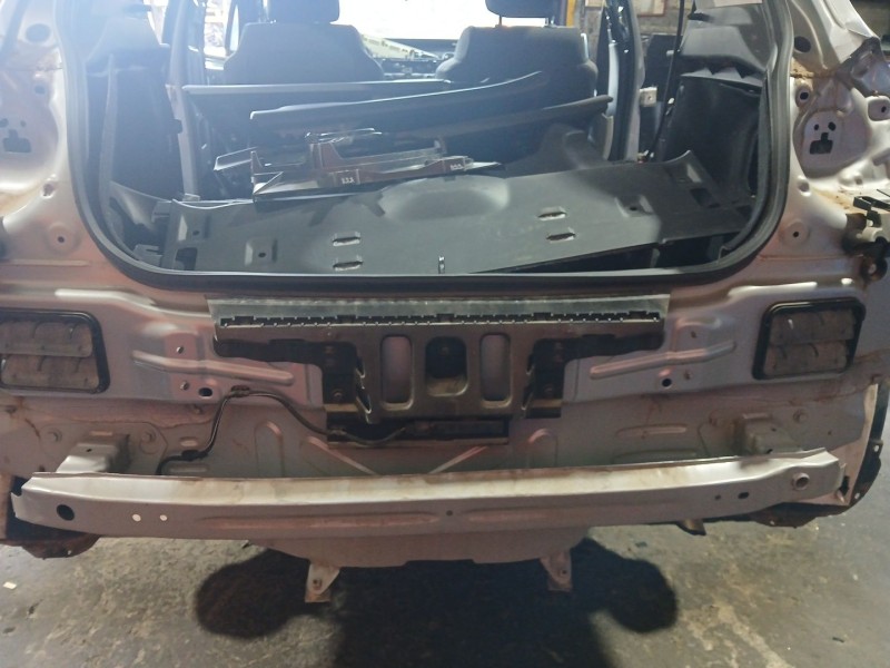 Recambio de refuerzo paragolpes trasero para citroën c3 iii (sx) 1.2 puretech 82 referencia OEM IAM   