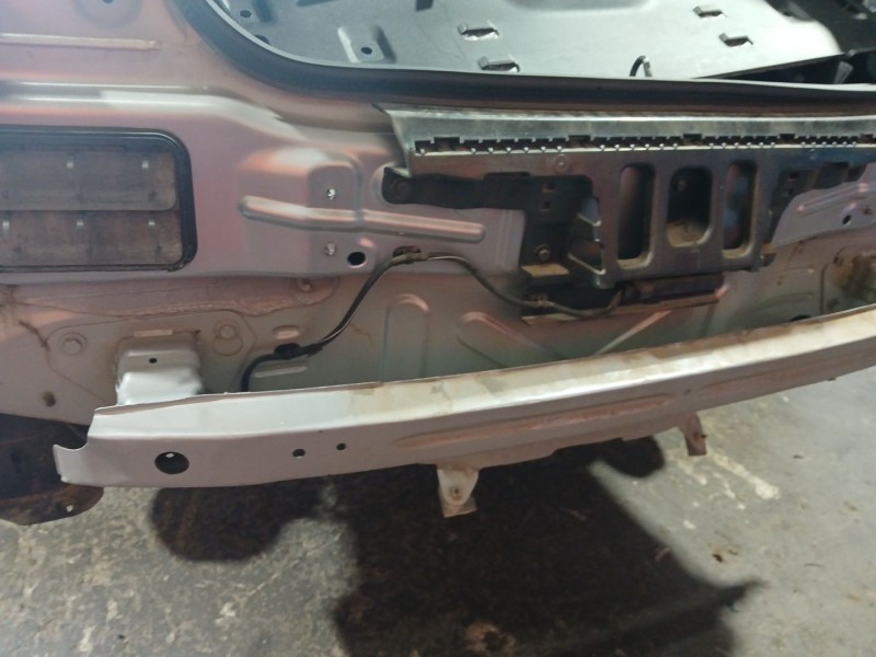 Recambio de refuerzo paragolpes trasero para citroën c3 iii (sx) 1.2 puretech 82 referencia OEM IAM   