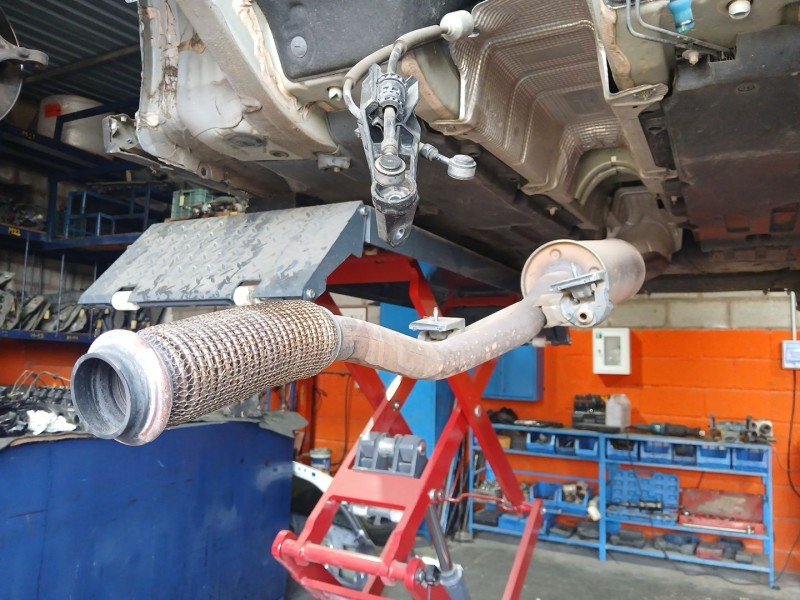 Recambio de tubo escape completo para citroën c3 iii (sx) 1.2 puretech 82 referencia OEM IAM   