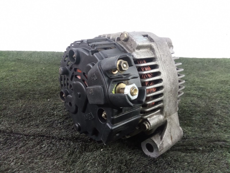 Recambio de alternador para hyundai lantra ii (j-2) 1.9 d referencia OEM IAM 3730029000 95AMP VALEO