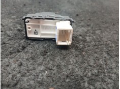 Recambio de mando elevalunas trasero derecho para citroën c3 iii (sx) 1.2 puretech 82 referencia OEM IAM 96762292ZD VALEO  2