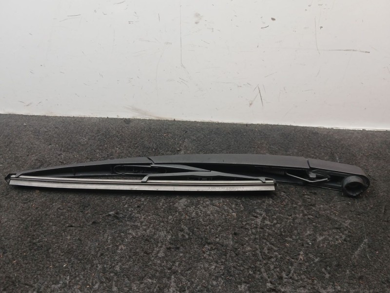 Recambio de brazo limpia trasero para citroën c3 iii (sx) 1.2 puretech 82 referencia OEM IAM   