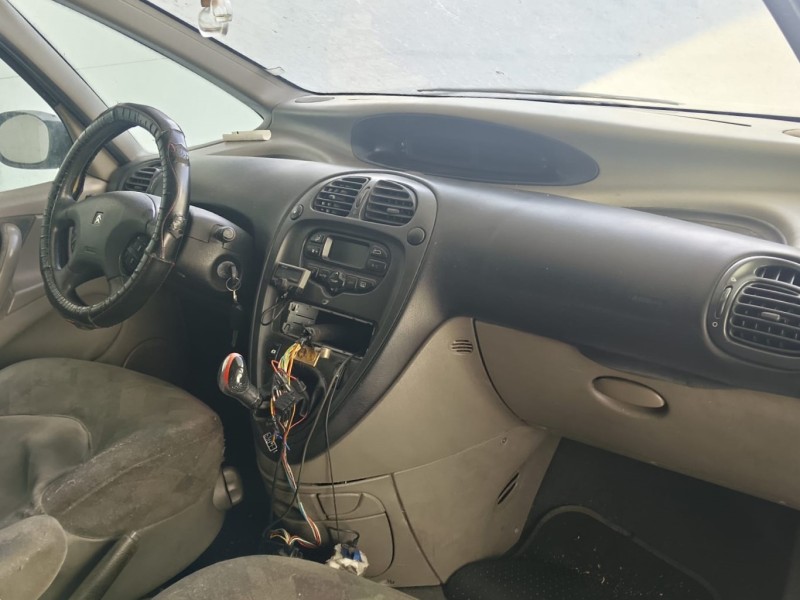 citroën xsara picasso (n68) del año 2002