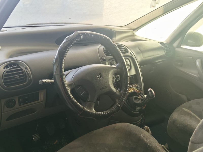 citroën xsara picasso (n68) del año 2002