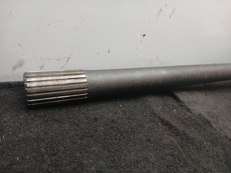Recambio de transmision trasera izquierda para fuso (mitsubishi) canter 7c18 referencia OEM IAM  85 CM 20 DIENTES 