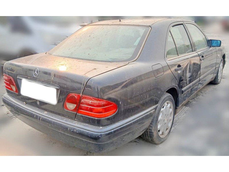 mercedes-benz clase e (w210) del año 2003