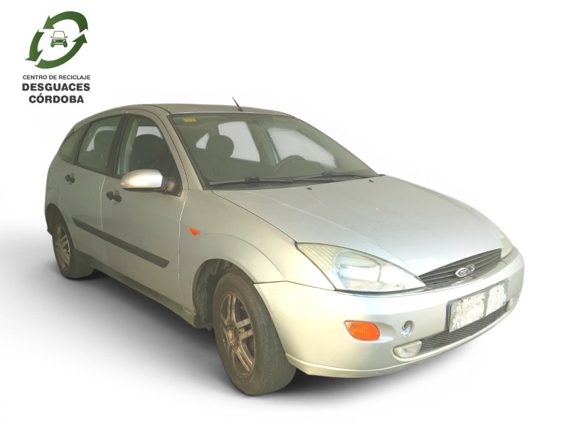 ford focus i sedán (dfw) del año 2001