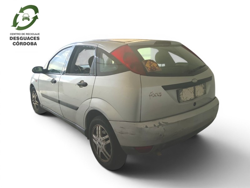 ford focus i sedán (dfw) del año 2001