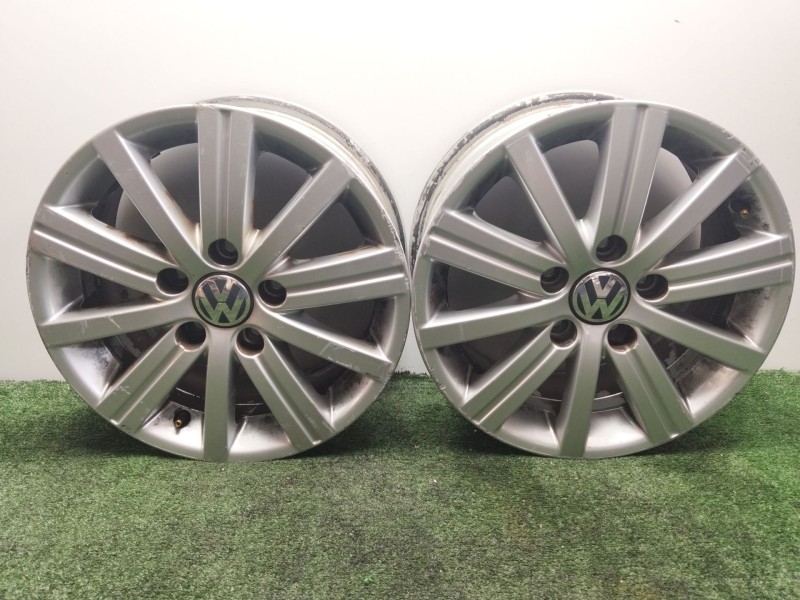 Recambio de juego llantas para volkswagen golf vi (5k1) 1.6 tdi referencia OEM IAM 5K0601025J  15´´PULGADAS