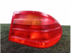 Recambio de piloto trasero derecho para mercedes-benz clase e (w210) e 220 d (210.004) referencia OEM IAM A2108204464 - 197042R 