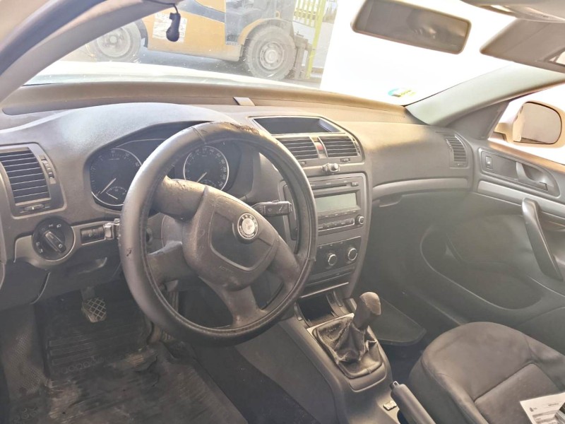 skoda octavia ii (1z3) del año 2011