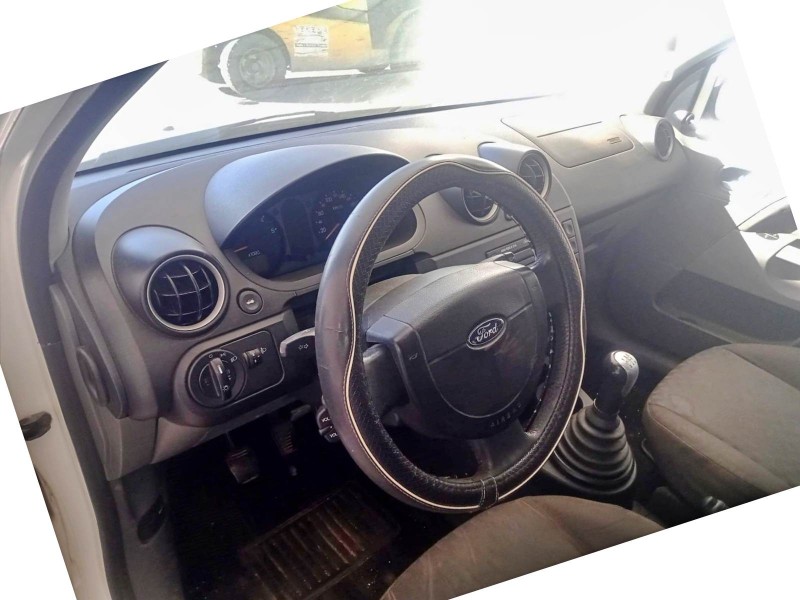 ford fiesta v (jh_, jd_) del año 2002