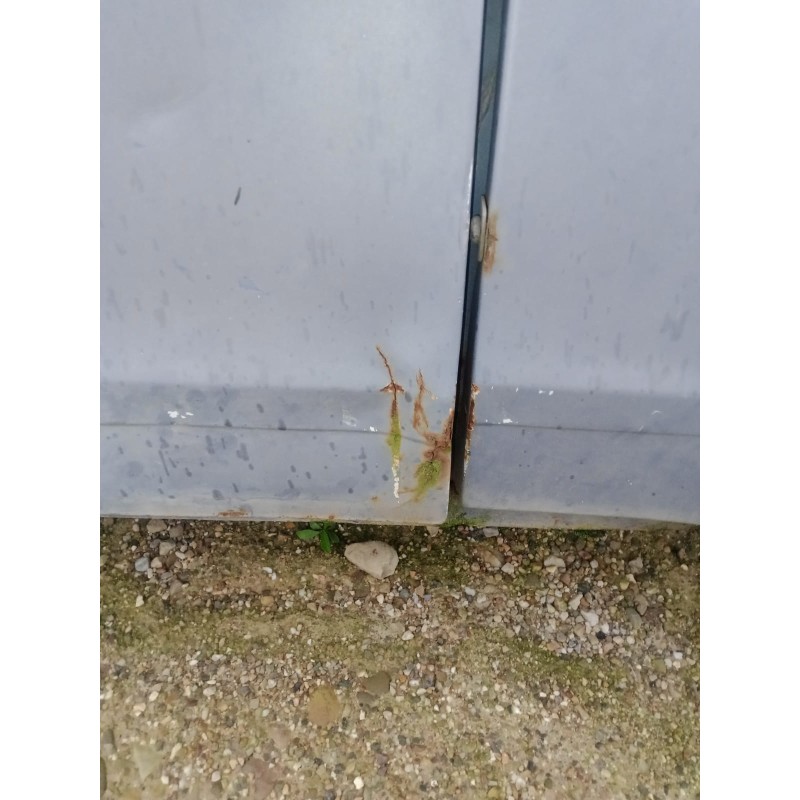 Recambio de puerta delantera derecha para citroën dyane referencia OEM IAM  TARA 