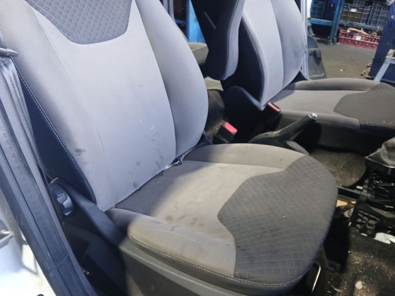 Recambio de asiento delantero derecho para ford transit courier b460 monospace 1.5 ecoblue referencia OEM IAM   