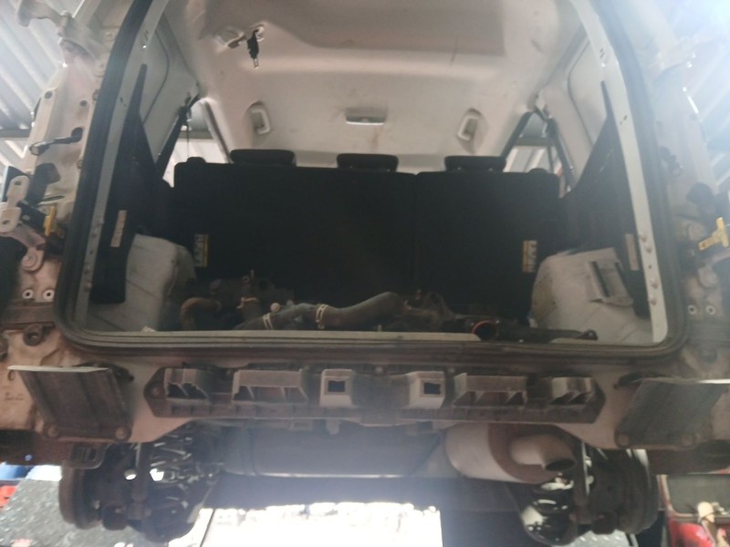 Recambio de refuerzo paragolpes trasero para ford transit courier b460 monospace 1.5 ecoblue referencia OEM IAM   