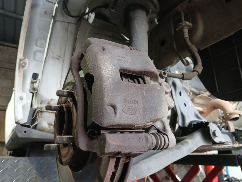 Recambio de pinza freno delantera derecha para ford transit courier b460 monospace 1.5 ecoblue referencia OEM IAM   