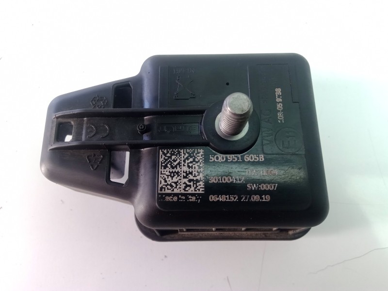 Recambio de modulo electronico para seat leon (5f1) 2.0 16v tsi referencia OEM IAM 5Q0951605B 3.PINES 