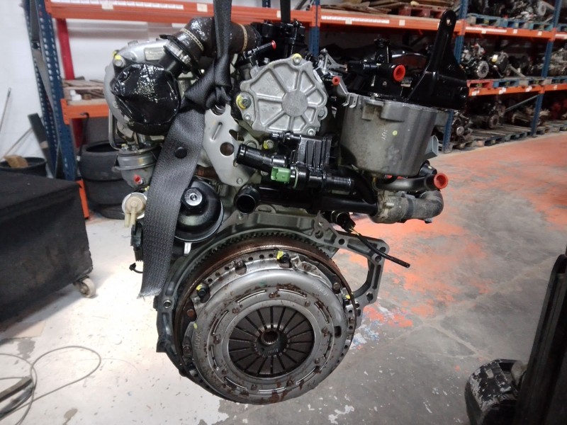 Recambio de motor completo para volvo s40 ii (544) d2 referencia OEM IAM D4162T BOMBA INY : CONTINENTAL 