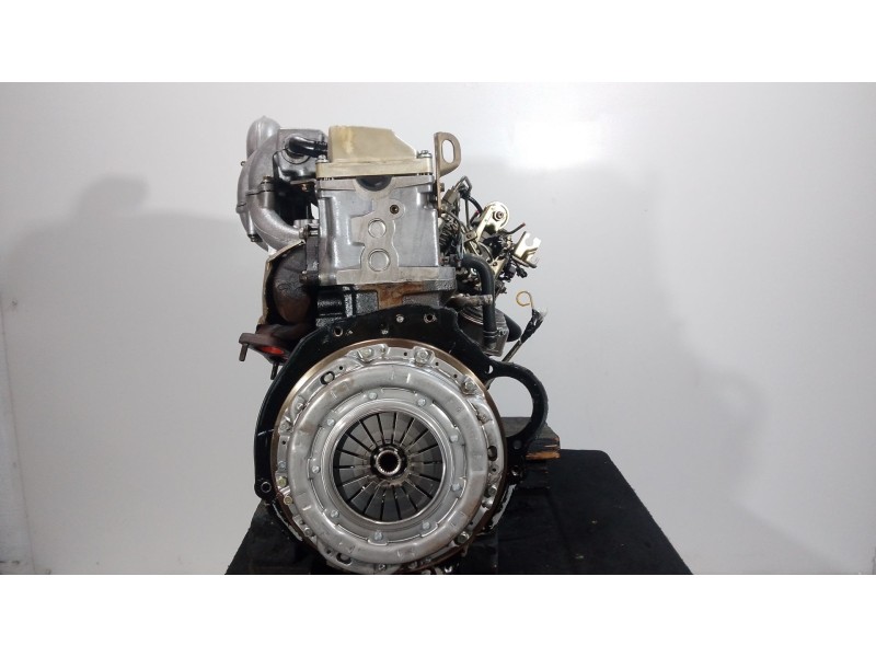 Recambio de motor completo para nissan patrol iii/2 station wagon (w260) 2.8 td referencia OEM IAM RD28 atmosférico 