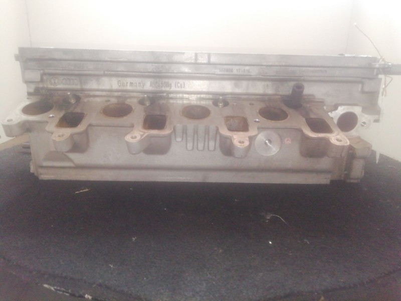Recambio de culata para volkswagen golf vi (5k1) 1.6 tdi referencia OEM IAM 03L103373A  