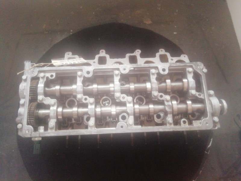 Recambio de culata para volkswagen golf vi (5k1) 1.6 tdi referencia OEM IAM 03L103373A  
