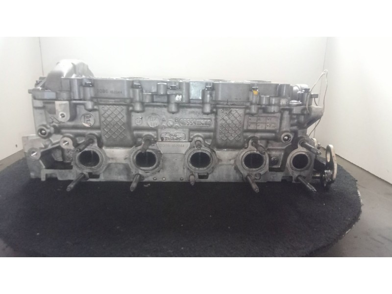 Recambio de culata para peugeot 5008 (0u_, 0e_) 1.6 hdi referencia OEM IAM REF: 9655911480  