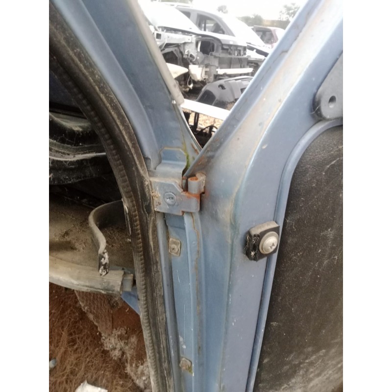 Recambio de puerta delantera derecha para citroën dyane referencia OEM IAM  TARA 