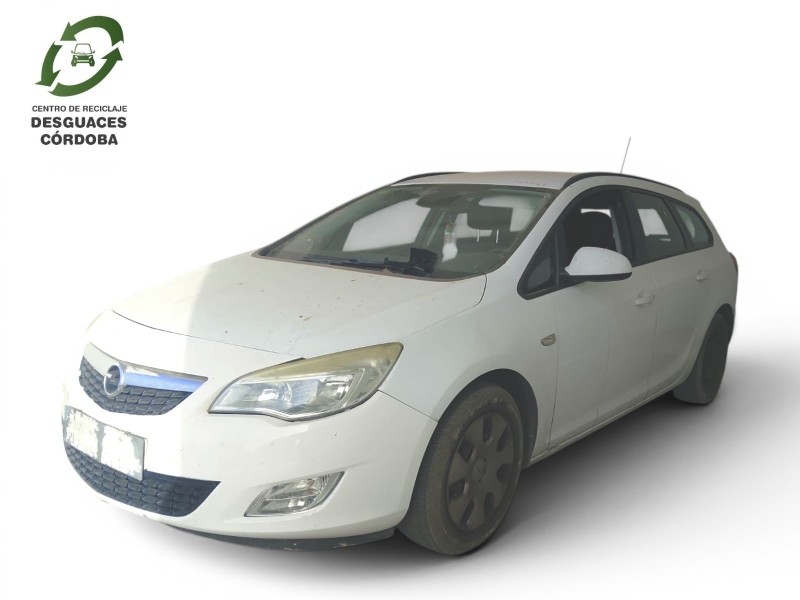 opel astra j sports tourer (p10) del año 2011