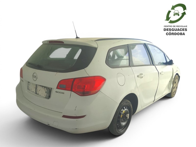 opel astra j sports tourer (p10) del año 2011