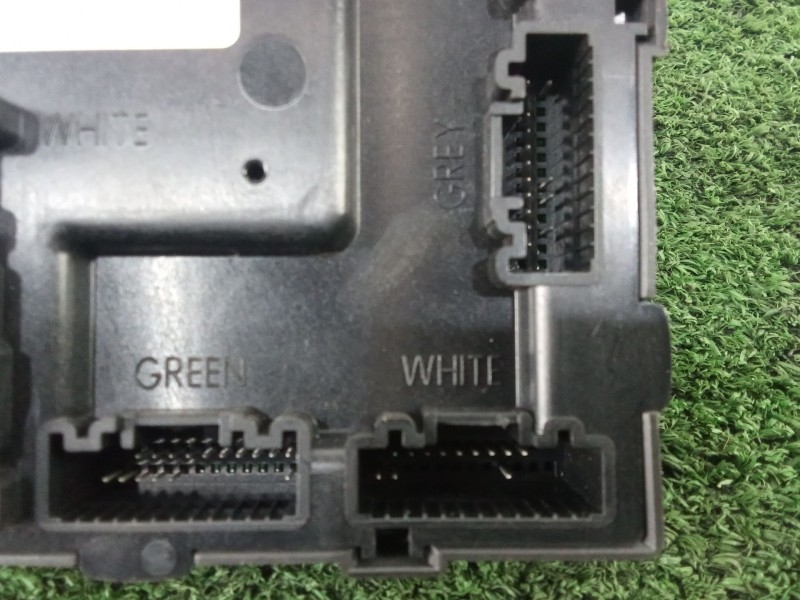 Recambio de modulo electronico para ford fiesta vi (cb1, ccn) 1.25 referencia OEM IAM 8V5115K600CG  