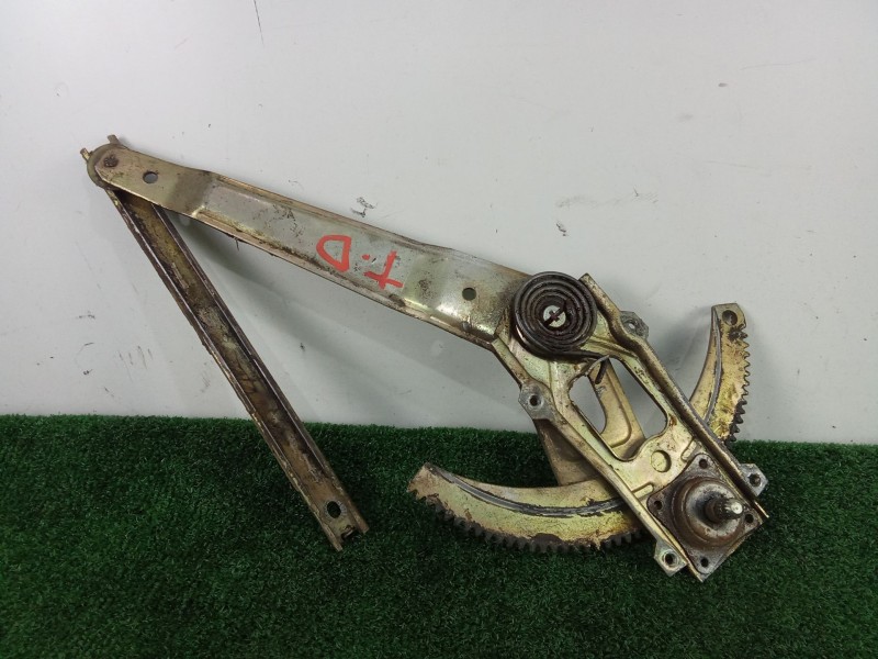 Recambio de elevalunas trasero derecho para nissan patrol (k/w260) 2.8 diesel referencia OEM IAM  MANUAL 5.PUERTAS
