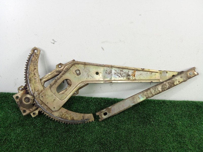 Recambio de elevalunas trasero derecho para nissan patrol (k/w260) 2.8 diesel referencia OEM IAM  MANUAL 5.PUERTAS