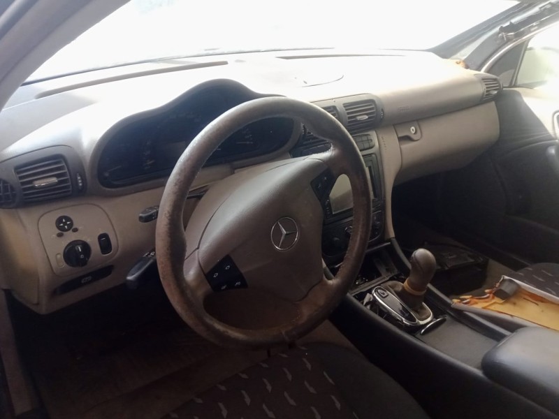 mercedes-benz clase c coupé (cl203) del año 2003