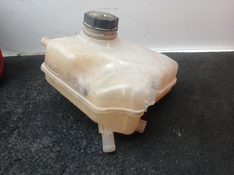 Recambio de deposito expansion para ford transit courier b460 monospace 1.5 ecoblue referencia OEM IAM ET768K218BB  