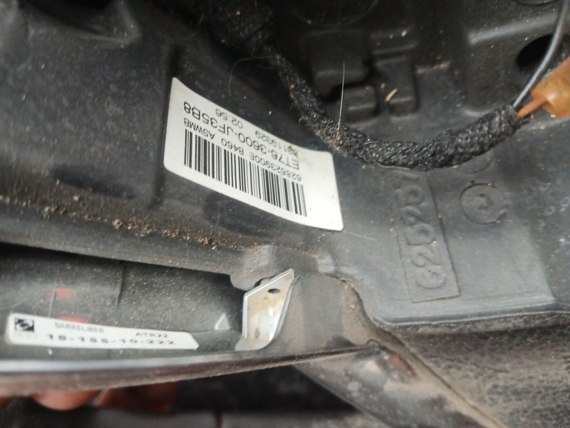 Recambio de volante para ford transit courier b460 monospace 1.5 ecoblue referencia OEM IAM ET763600JF35B8  
