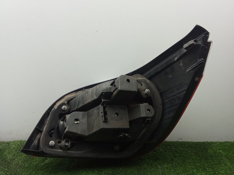 Recambio de piloto trasero izquierdo para bmw 5 (e60) 525 d referencia OEM IAM 2VP008679058 - 7165737 6.PINES HELLA