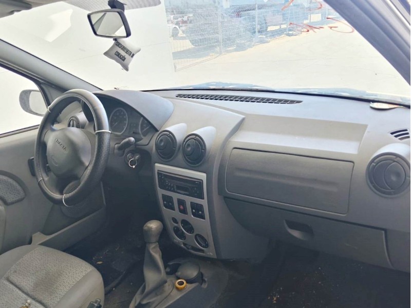 dacia logan (ls_) del año 2005