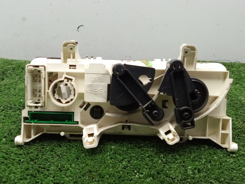Recambio de mando calefaccion / aire acondicionado para renault clio ii (bb_, cb_) 1.2 lpg referencia OEM IAM 8200147160  