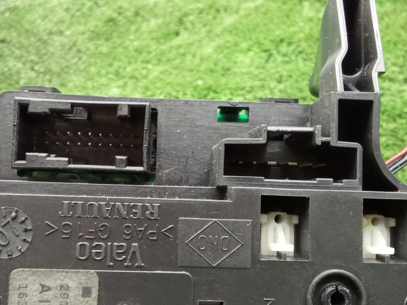 Recambio de mando limpia para renault scénic ii (jm0/1_) 1.5 dci (jm1f) referencia OEM IAM 7701069597  
