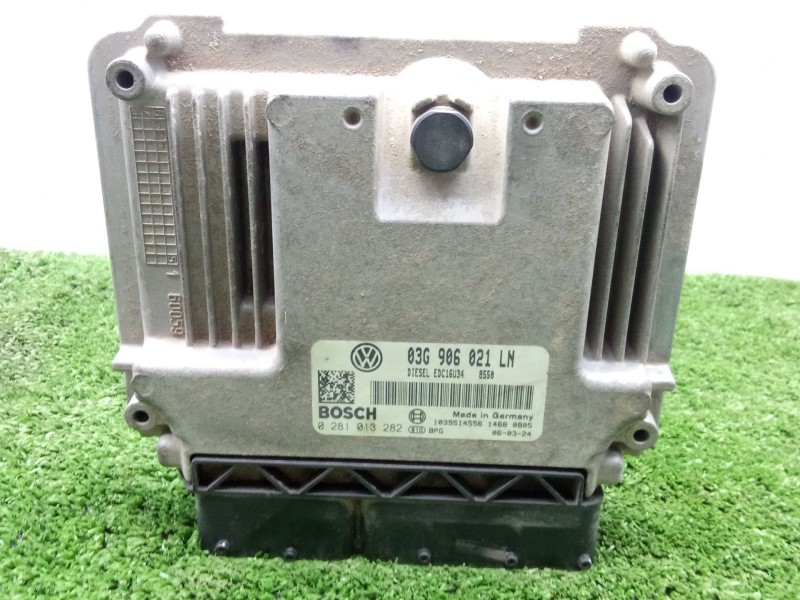Recambio de centralita motor uce para seat altea (5p1) 1.9 tdi referencia OEM IAM 03G906021LN - 0281013282  BOSCH