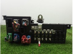 Recambio de caja reles / fusibles para volvo s60 i (384) 2.4 d referencia OEM IAM 8678449 - 518828009  
